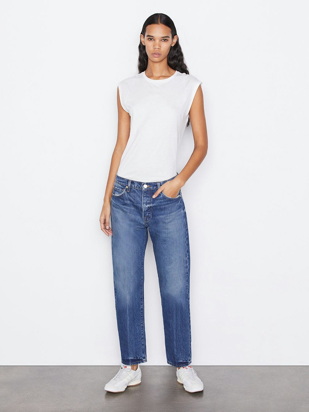 jeans full body view alt:hover